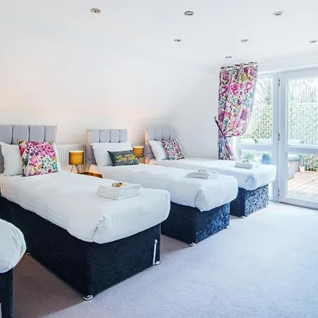The Gillygate Gathering - Centre - Sleeps Up To 18 Apartamento *