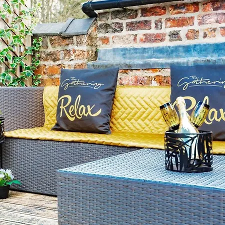 Apartamento The Gillygate Gathering - Centre - Sleeps Up To 18 *