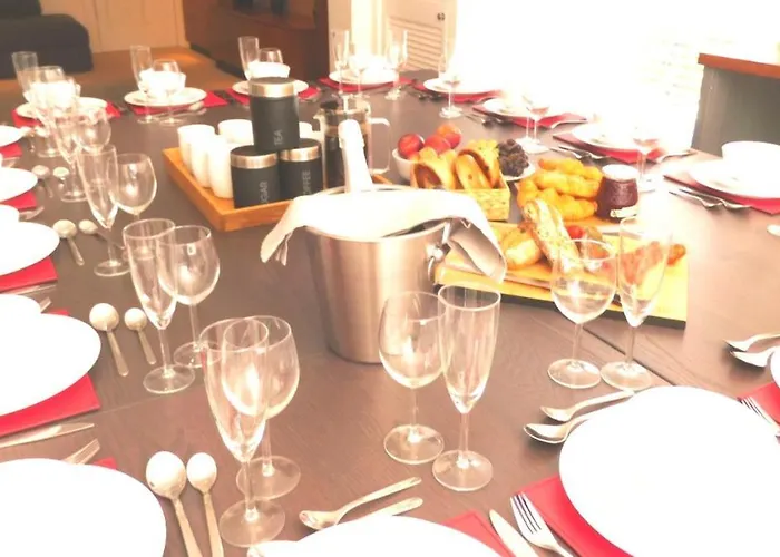 The Gillygate Gathering - Centre - Sleeps Up To 18 York